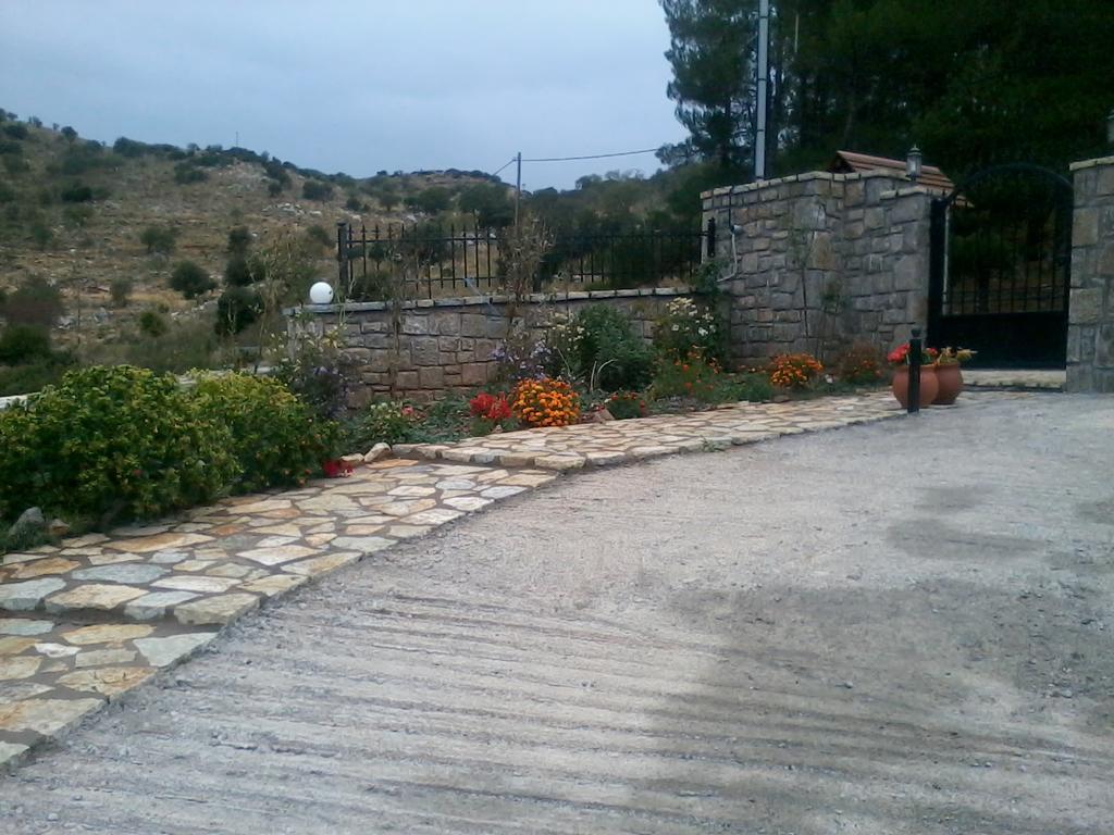 Elova Ξενοδοχείο Ζάτουνα Εξωτερικό φωτογραφία